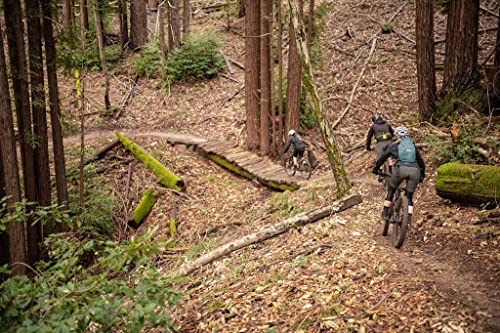 CamelBak M.U.L.E. 12 Mountain Bike Hydration Backpack - Image 2